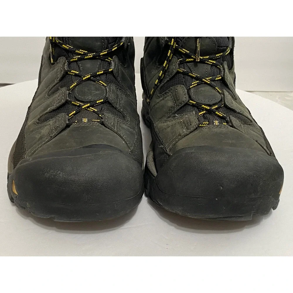 KEEN Summit County Men's 9 Winter Hiking Boots Waterproof Insulated Black